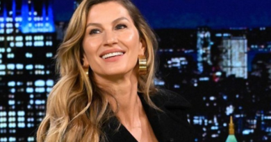 Gisele Bündchen Exibe Barriguinha de Grávida em Dia de Pilates em Miami