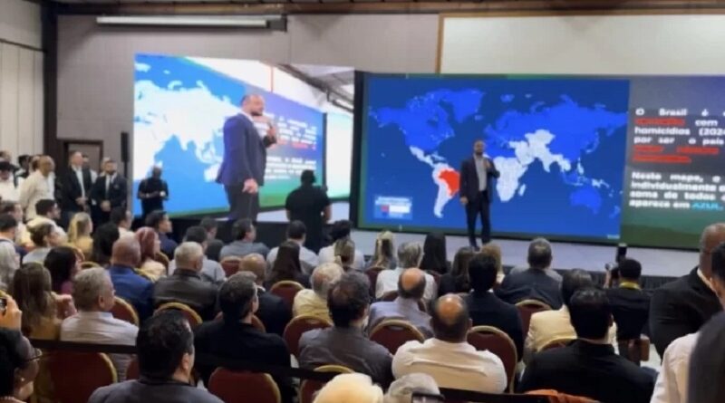 Capitão Alden destaca falhas na segurança da Bahia durante evento “SOS Bahia” em Salvador