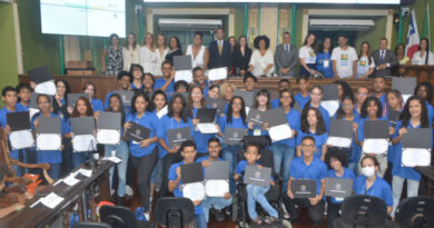 Parlamento Jovem prorroga o prazo de inscrição para os estudantes