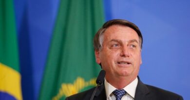 Moraes autoriza visita de oito parentes a Bolsonaro no Dia dos Pais