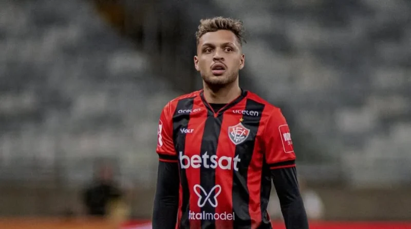 Daniel Jr acerta com clube português e deixa o Vitória