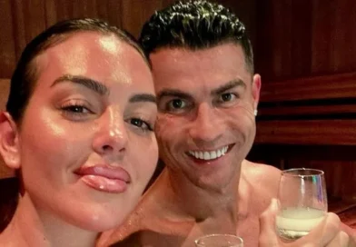 Cristiano Ronaldo oficializa noivado com Georgina Rodríguez após oito anos de relacionamento