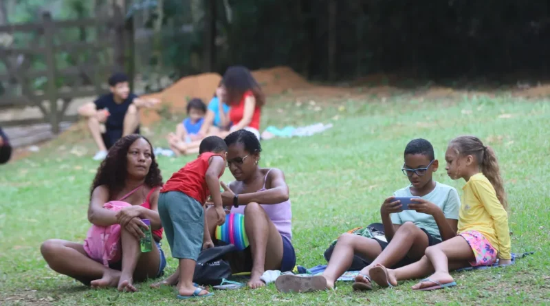 Dia das Crianças em Salvador: Onde Doar Brinquedos e Roteiro Gratuito para Celebrar em Família