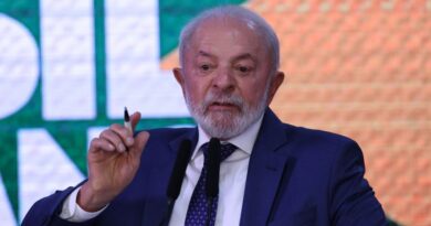 Lula veta R$ 11 bilhões em emendas e impõe limite ao Congresso
