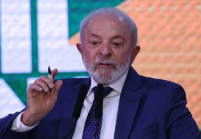 Lula veta R$ 11 bilhões em emendas e impõe limite ao Congresso