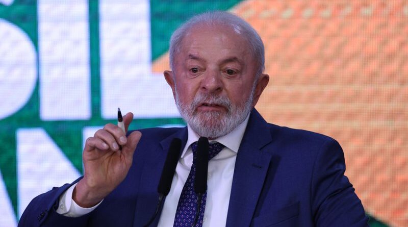 Lula veta R$ 11 bilhões em emendas e impõe limite ao Congresso