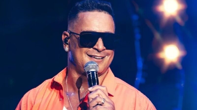 Xanddy Harmonia sacode o circuito Ondina-Barra nesta segunda com a “Melhor Segunda-feira do Mundo”