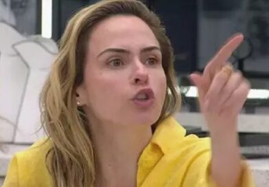 BBB 26: Mesmo confinada, Ana Paula Renault abre processo contra Adrilles Jorge por ataques na web