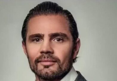 Daniel Vorcaro tem surto, esmurra cela e cita nomes de políticos