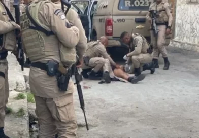 PMs baleados seguem estáveis e quatro suspeitos são localizados