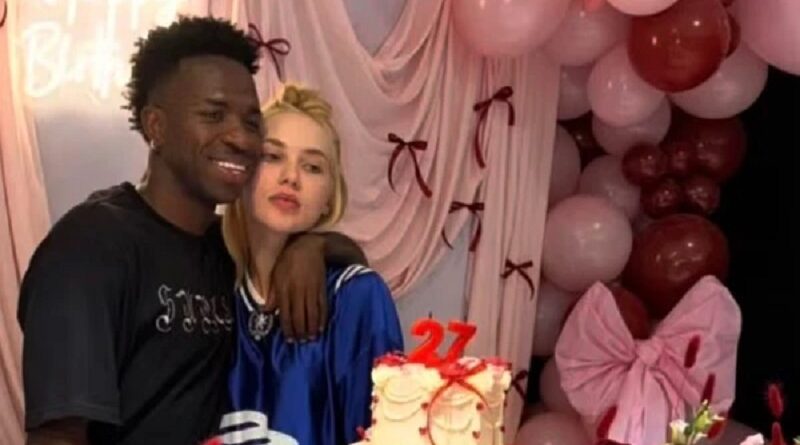 Cansaço ou Crise? Virginia Fonseca quebra o silêncio após “cara fechada” em festa de Vini Jr.