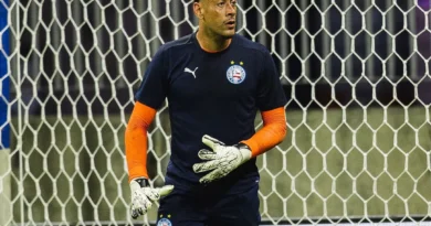 Ceni explica estreia de Léo Vieira e deixa aberta disputa pela titularidade no gol do Bahia