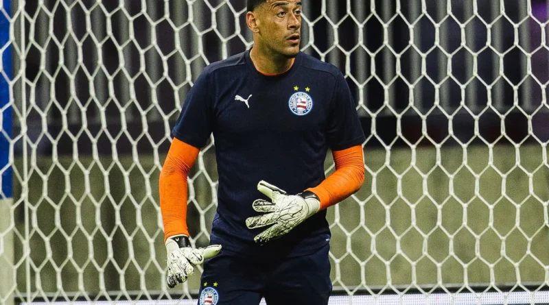 Ceni explica estreia de Léo Vieira e deixa aberta disputa pela titularidade no gol do Bahia