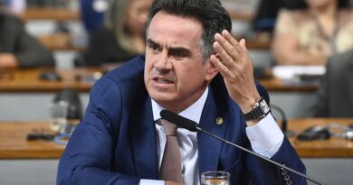 Ciro Nogueira compra triplex de luxo e vira alvo de investigação