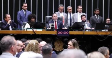 Fim da escala 6×1: Câmara aprova PEC que reduz jornada para 40 horas semanais