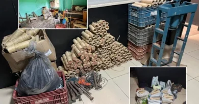 PM desmantela fábrica clandestina de espadas juninas no Recôncavo