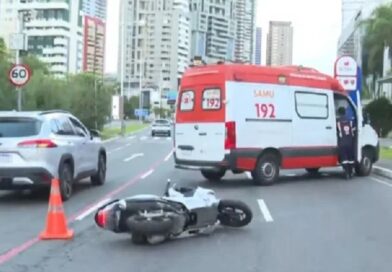 Motociclista morre na Av. Magalhães Neto; polícia investiga fuga de assalto
