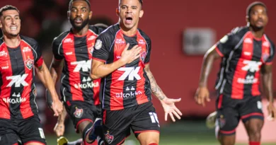 Jair Ventura revela como polêmicas de arbitragem blindaram o Vitória contra o Flamengo