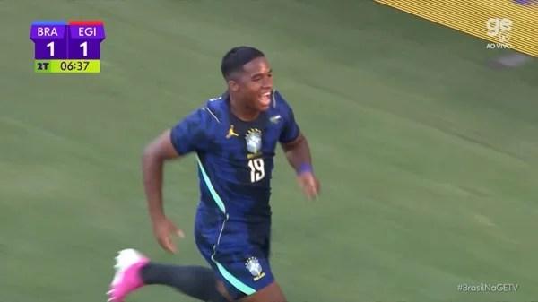 Brasil bate Egito em último teste antes da Copa e liga alerta com lesão de Wesley