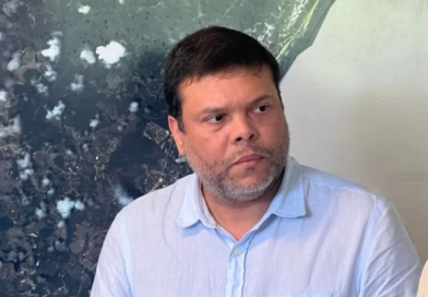 Igor Dominguez critica redução de R$ 1 bilhão no orçamento da Educação da Bahia