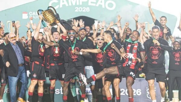 Vitória fatura R$ 4,6 milhões com título da Copa do Nordeste e iguala Bahia em conquistas