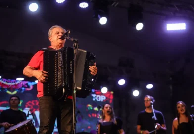 Sem acordo sobre cachê, Flávio José barra Bahia e fecha agenda de São João em outros estados