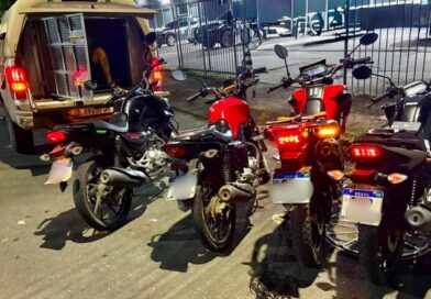 Troca de tiros termina com suspeito preso e quatro motocicletas recuperadas no Acesso Norte