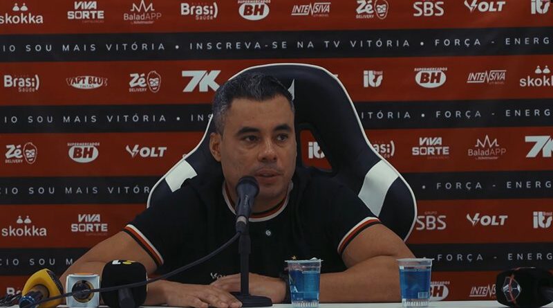 Jair Ventura projeta vaga inédita na Libertadores para o Vitória: “A gente chega”