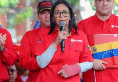 Venezuela e EUA firmam acordo energético histórico de 25 anos para alavancar produção de petróleo