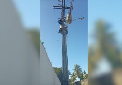 Homem morre eletrocutado em poste durante suposta tentativa de furto de cabos em Salvador