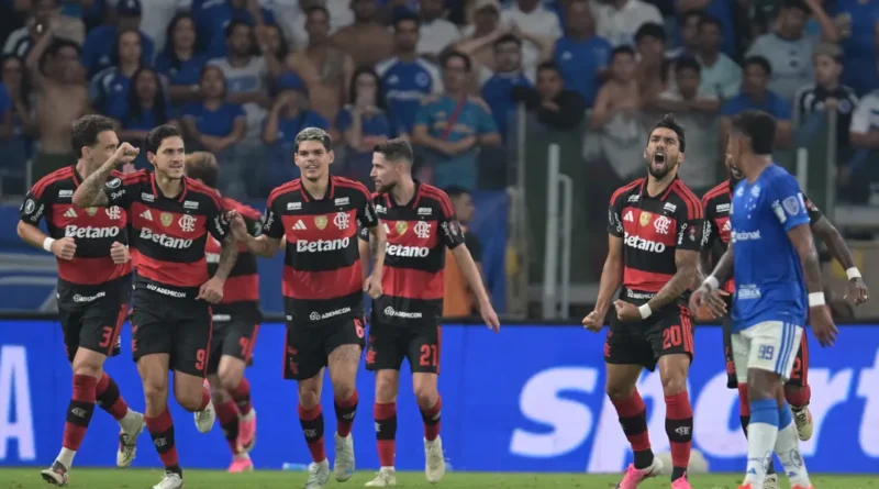 Lucas Paquetá Sai do Banco e Garante Empate do Flamengo contra o Cruzeiro na Libertadores