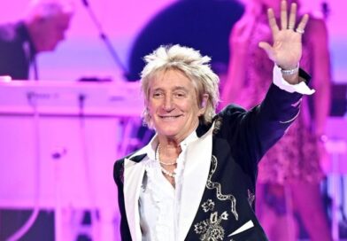 Rod Stewart anuncia sua última turnê mundial aos 81 anos