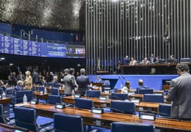 Senado aprova fim da escala 6×1 e redução da jornada para 40 horas semanais