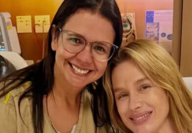Fiorella Mattheis e Roberto Marinho Neto dão as boas-vindas à terceira filha