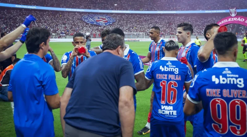 Com desfalques importantes, Rogério Ceni encaminha mudanças no Bahia para duelo direto contra o Santos